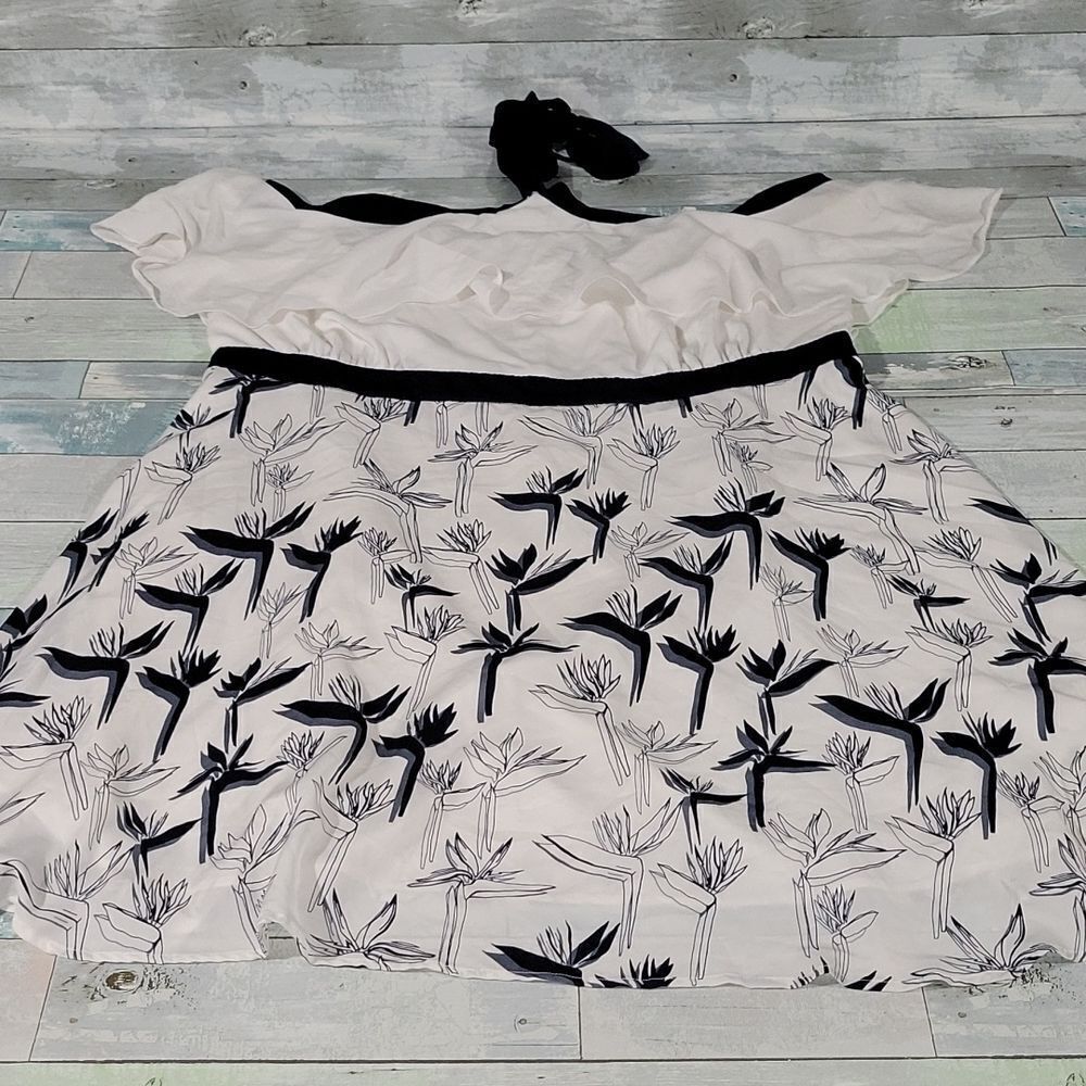 ELOQUII White & Navy Floral Print Dress sz 26